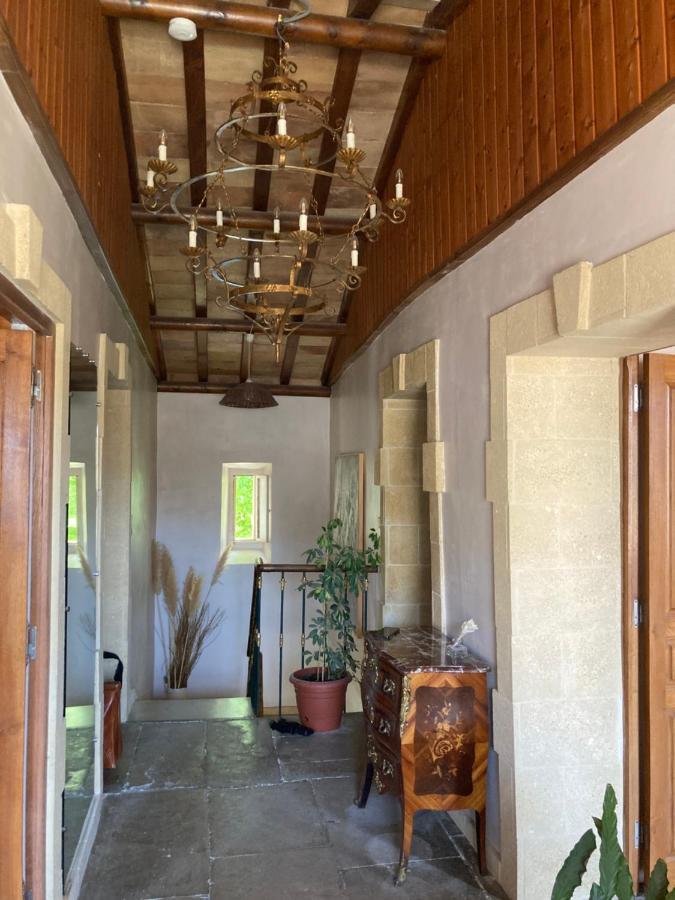 فيلا Entre Vigne Et Camargue Générac المظهر الخارجي الصورة